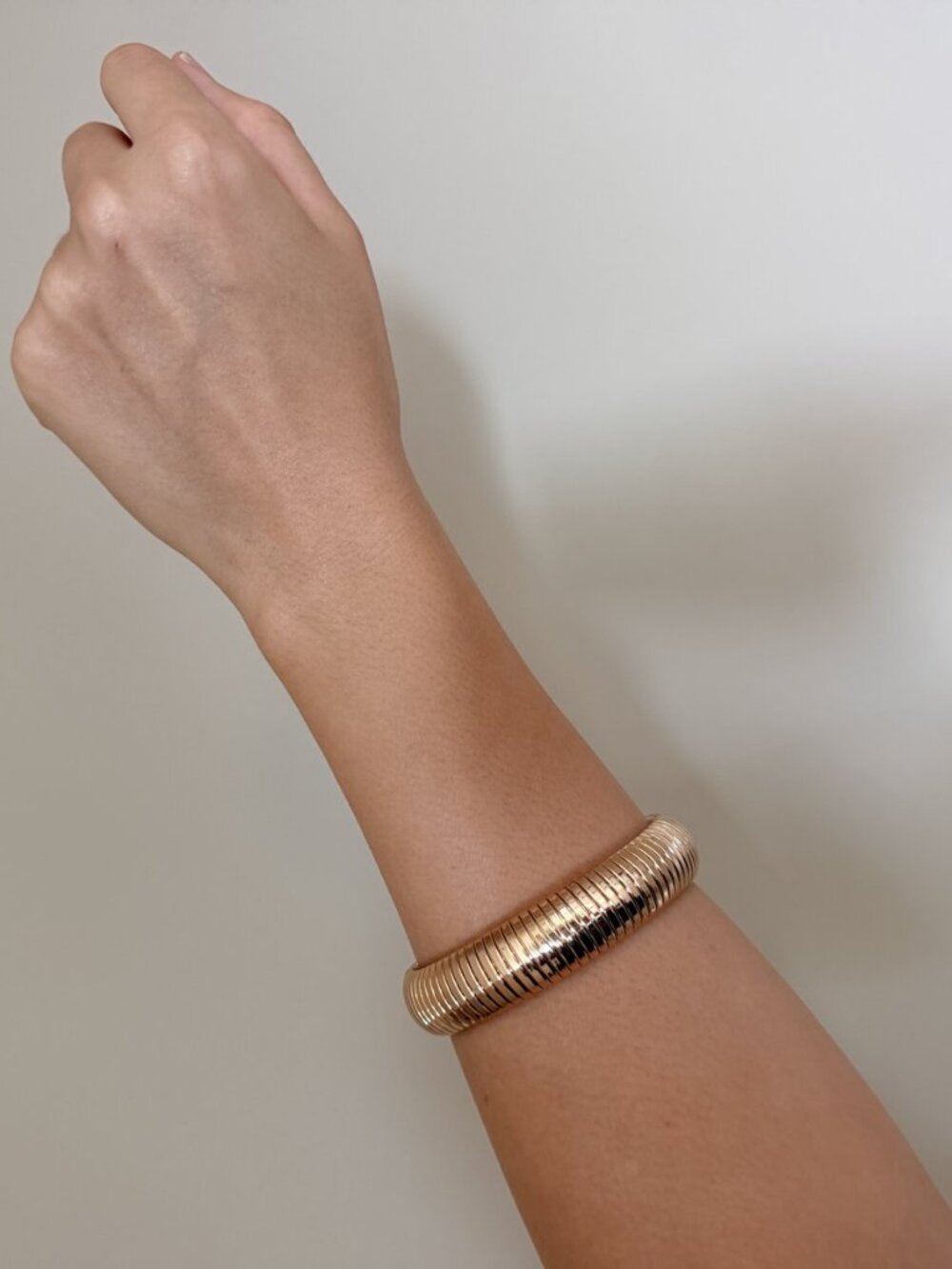 Ettika Flex Snake Chain Stretch Bracelet Gold - One Bracelet